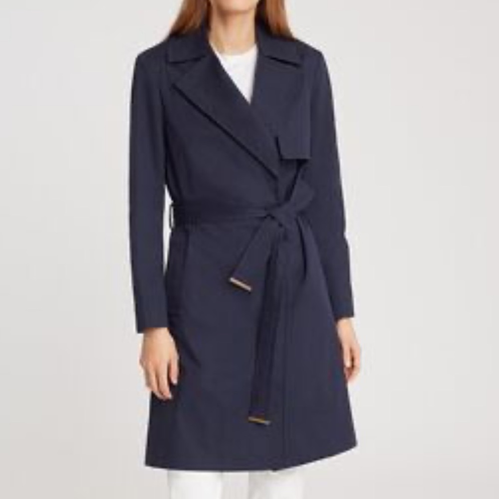 Cuyana Classic Trench Coat in Navy, medium